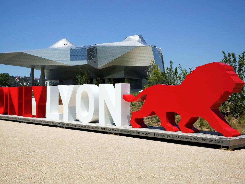 Ibis Lyon Gerland Musee Des Confluences מראה חיצוני תמונה